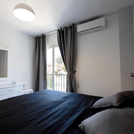 Sitio de Calahonda Spacious 2-Bedroom Apartment With Free Parking מראה חיצוני תמונה