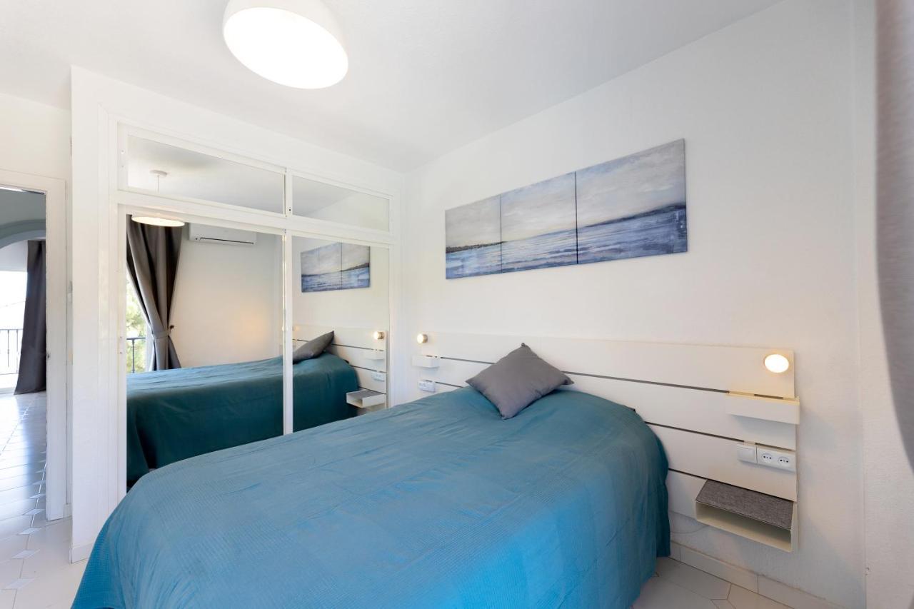 Sitio de Calahonda Spacious 2-Bedroom Apartment With Free Parking מראה חיצוני תמונה