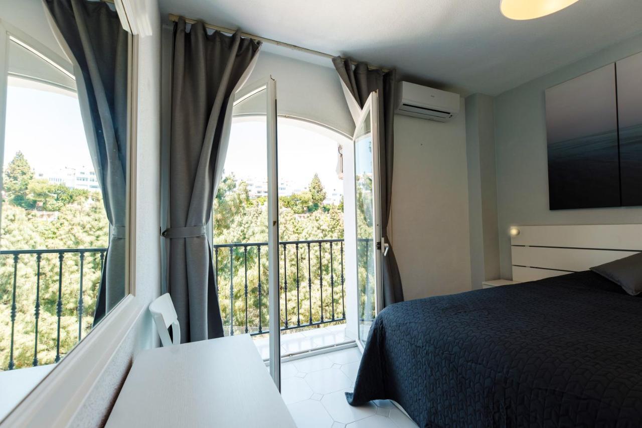 Sitio de Calahonda Spacious 2-Bedroom Apartment With Free Parking מראה חיצוני תמונה