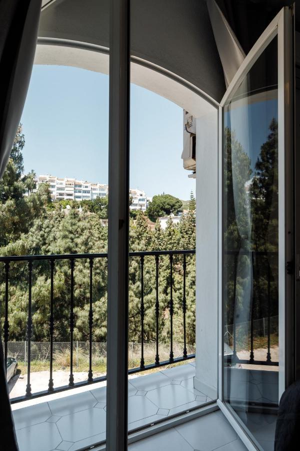 Sitio de Calahonda Spacious 2-Bedroom Apartment With Free Parking מראה חיצוני תמונה