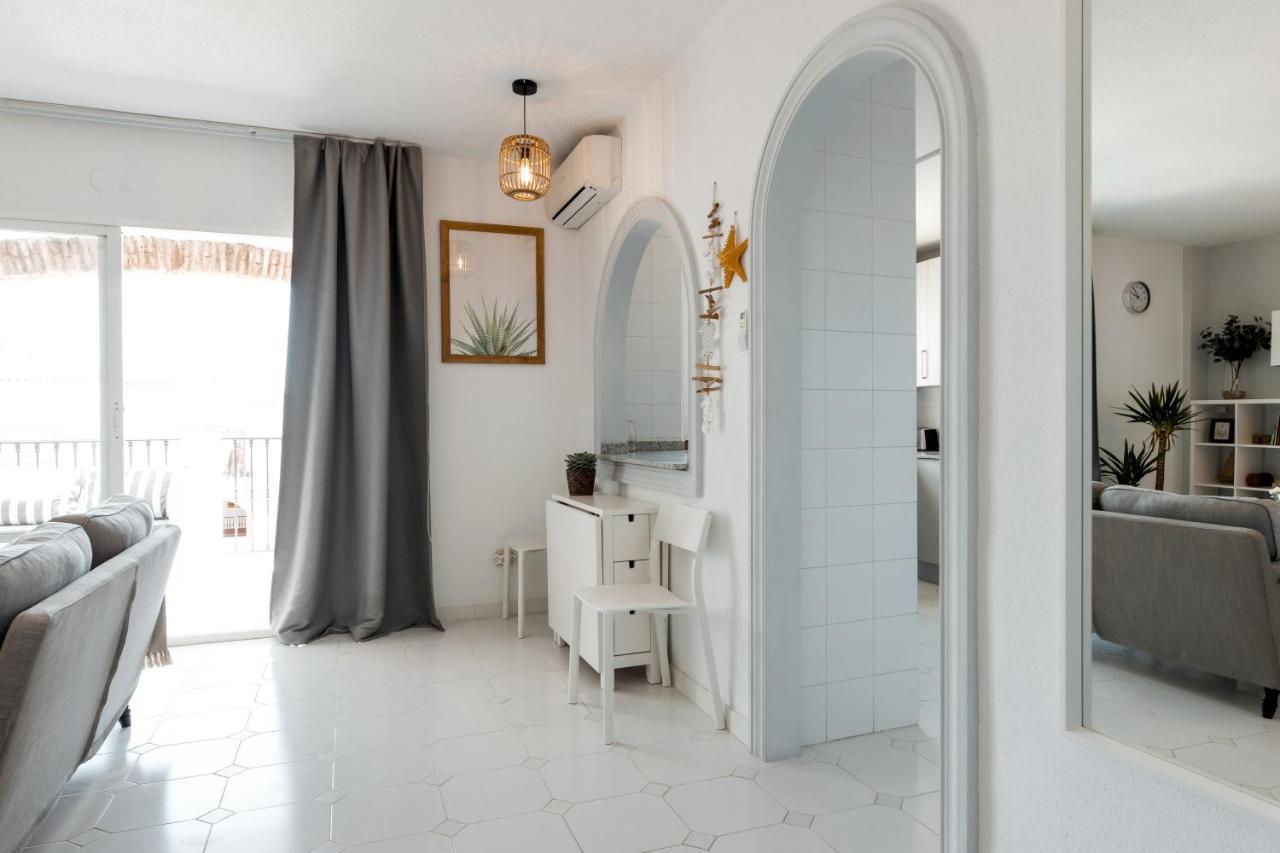 Sitio de Calahonda Spacious 2-Bedroom Apartment With Free Parking מראה חיצוני תמונה