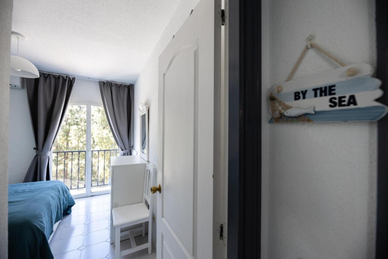 Sitio de Calahonda Spacious 2-Bedroom Apartment With Free Parking מראה חיצוני תמונה