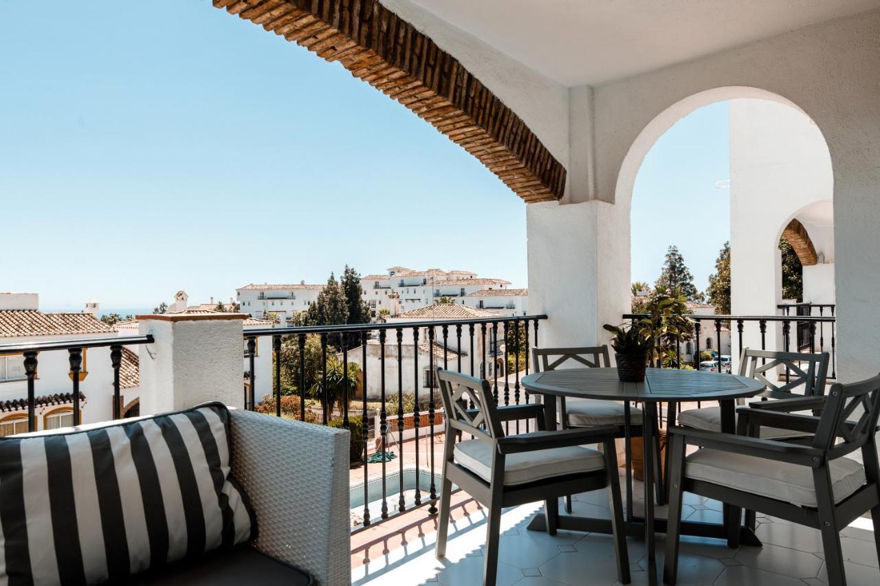 Sitio de Calahonda Spacious 2-Bedroom Apartment With Free Parking מראה חיצוני תמונה