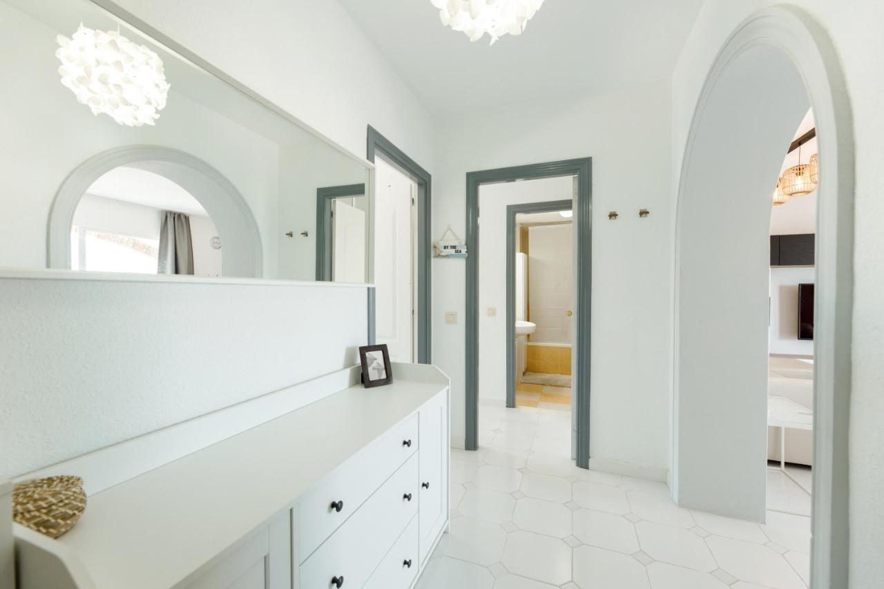 Sitio de Calahonda Spacious 2-Bedroom Apartment With Free Parking מראה חיצוני תמונה