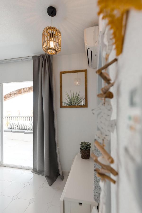 Sitio de Calahonda Spacious 2-Bedroom Apartment With Free Parking מראה חיצוני תמונה