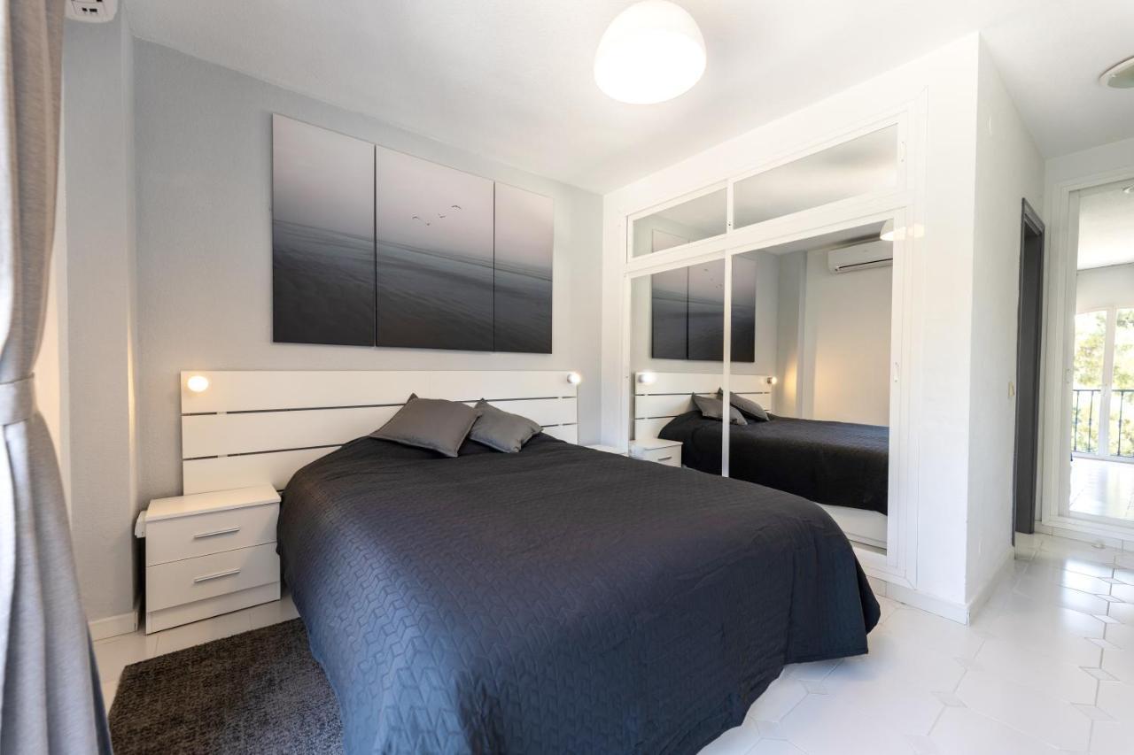 Sitio de Calahonda Spacious 2-Bedroom Apartment With Free Parking מראה חיצוני תמונה